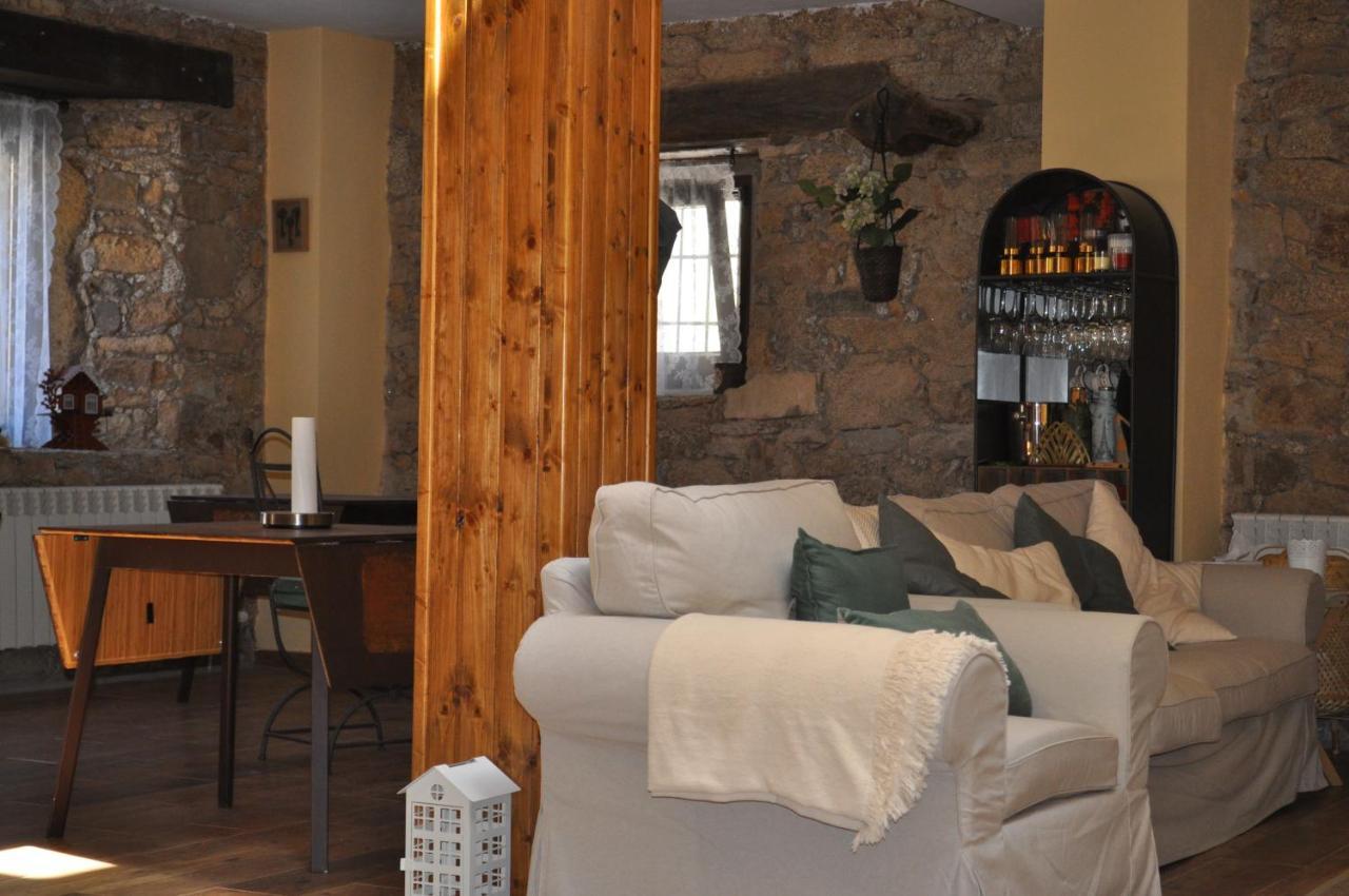 Maison d'hôtes El Rincon Secreto De Gredos Especializada En Celiaquia Y Diabetes Y Jacuzzi à Tormellas Extérieur photo