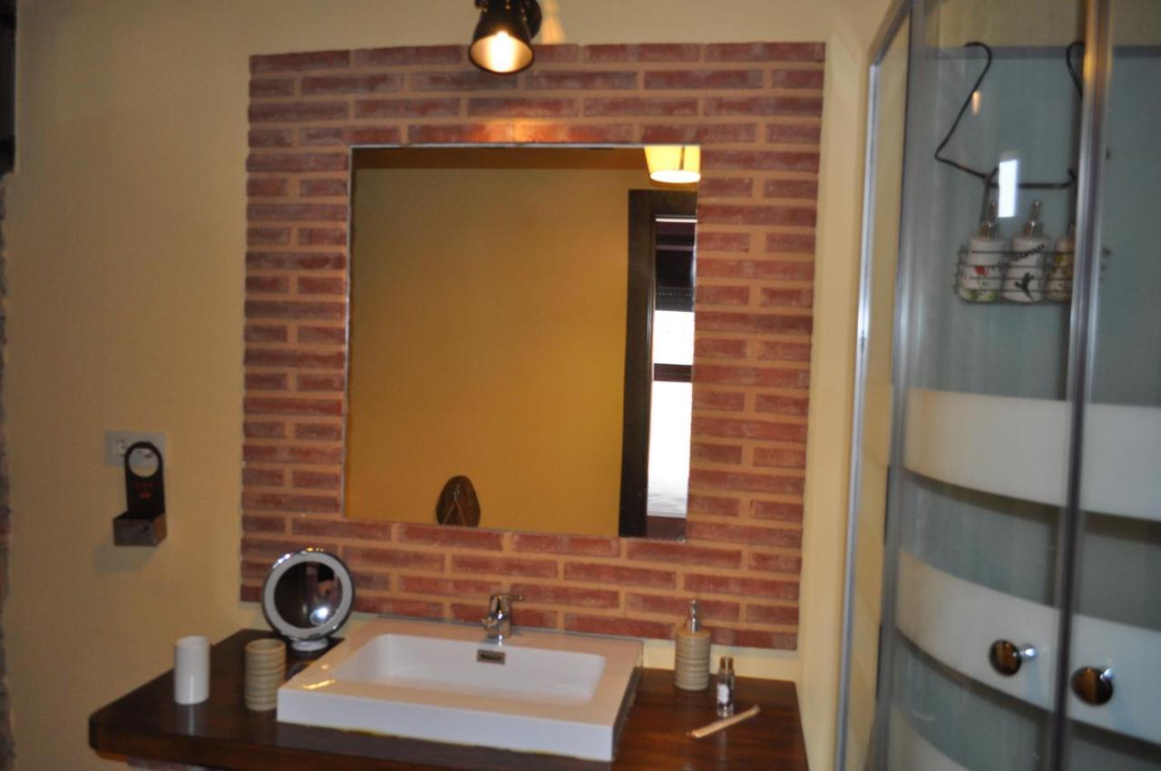 Maison d'hôtes El Rincon Secreto De Gredos Especializada En Celiaquia Y Diabetes Y Jacuzzi à Tormellas Extérieur photo