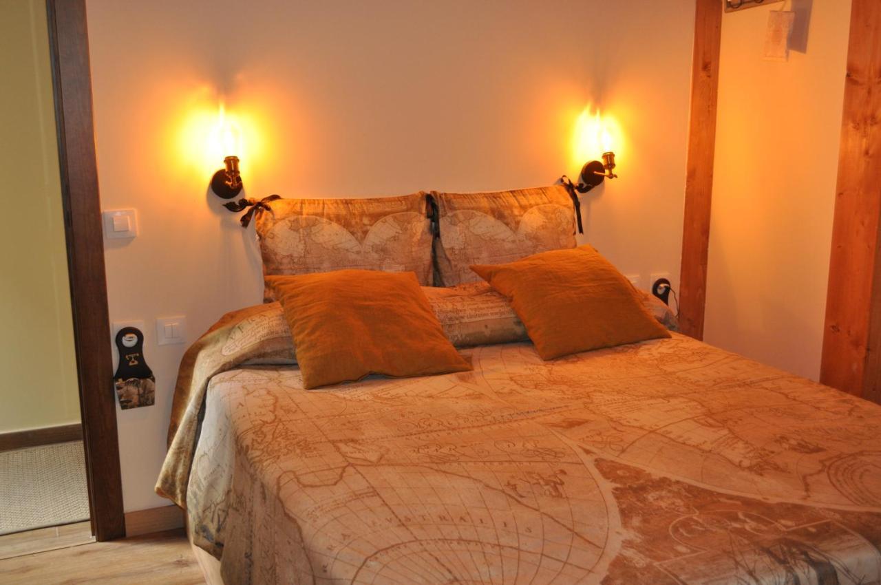 Maison d'hôtes El Rincon Secreto De Gredos Especializada En Celiaquia Y Diabetes Y Jacuzzi à Tormellas Extérieur photo