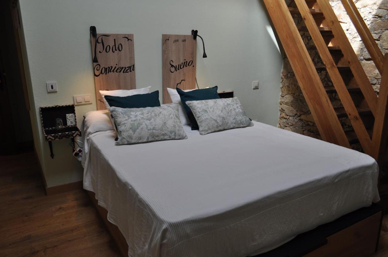 Maison d'hôtes El Rincon Secreto De Gredos Especializada En Celiaquia Y Diabetes Y Jacuzzi à Tormellas Extérieur photo